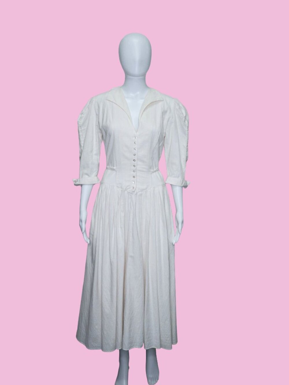 1970s-1980s DROP WAIST Button Up Fit and Flare 3/4 Sleeve Dress W/Pockets. S-M